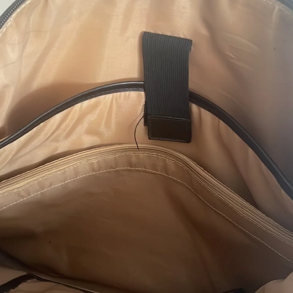 Laptop shoulder bag